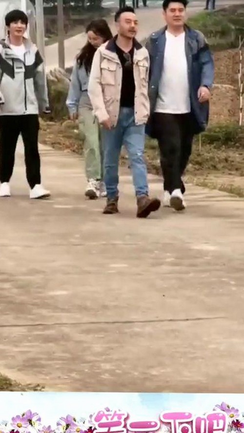 关于小🐔🐔伸进🈲18网站官方版免费版的最新信息解析