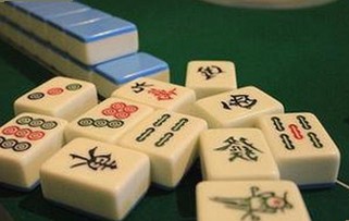 ae做片段视频与免费版：最新版本介绍与相关资源分析